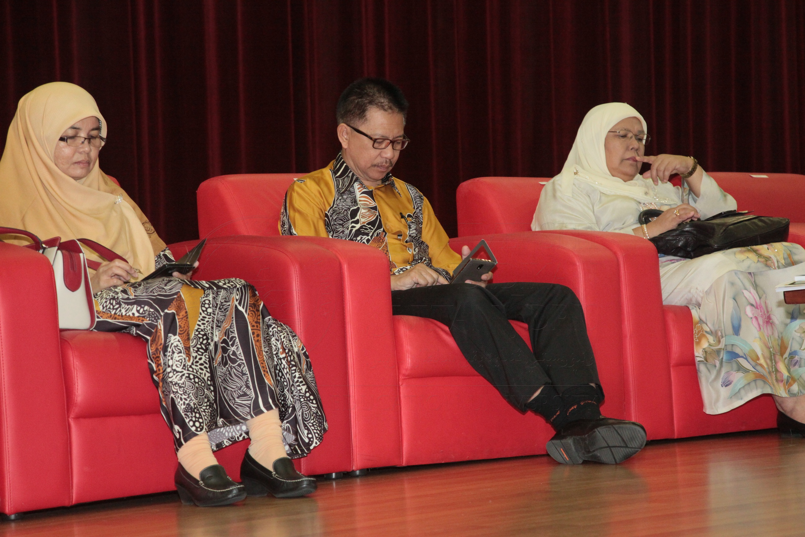 PRO16 16 siswazah IMG 0157